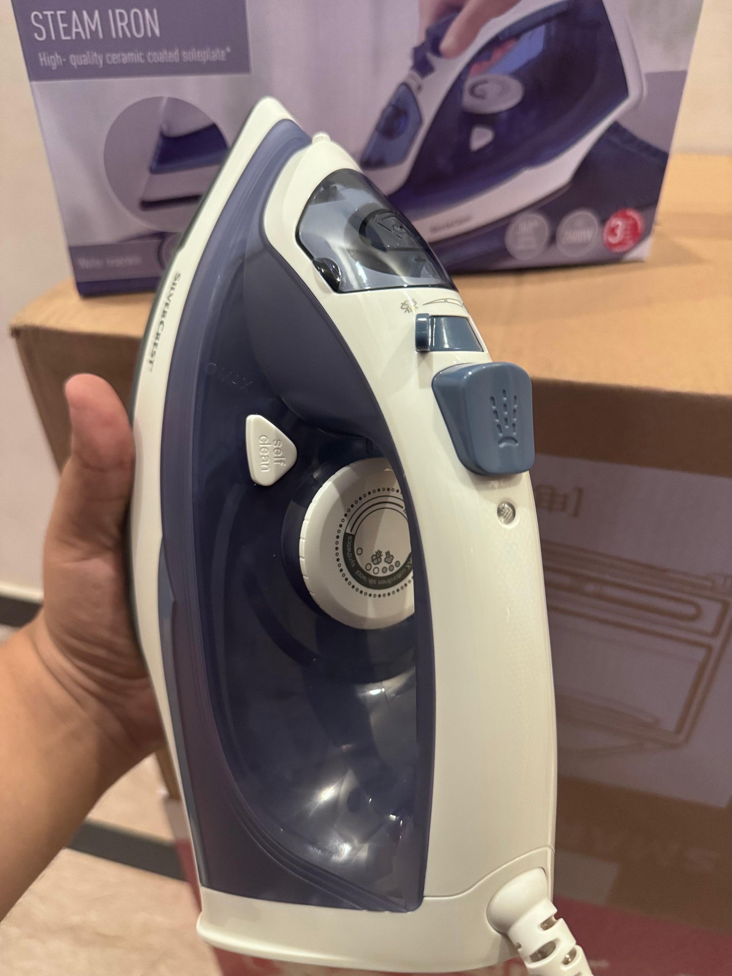 Silver Crest Steam Iron